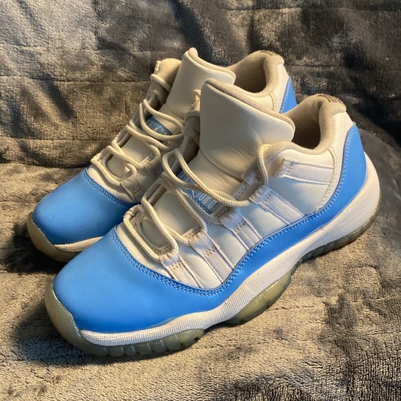 Nike Air Jordan 11 retro low “University Blue” - Picture 2 of 6